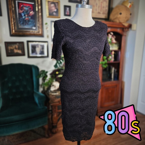 Dresses & Skirts - Vintage 80s Black Lace Bodycon Cocktail Dress Short‎ Sleeve V-Back Beaded Trim